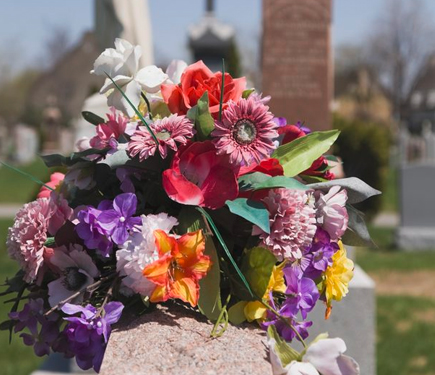 memorial masons devon and mounumental masons devon we supply Churchyard Memorials, Cemetery Maemorials, headstones, gravestones cremation memorials and creamation plaques
